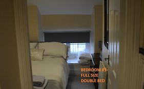 Harlech/Huge Three Bedroom/Best Location
