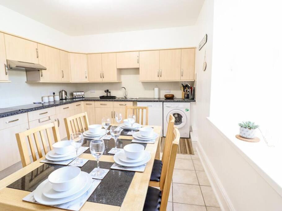 Harlech/Huge Three Bedroom/Best Location Llanbedr  Exterior photo